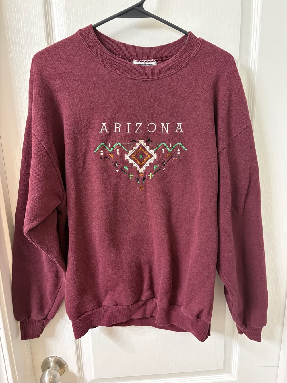 Lee Made in USA Embroidered Arizona Crew Neck Sweatshirt Maroon Size Large